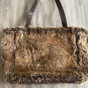 Fur Tote